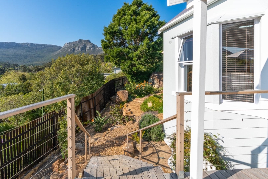 2 Bedroom Property for Sale in Bokkemanskloof Western Cape